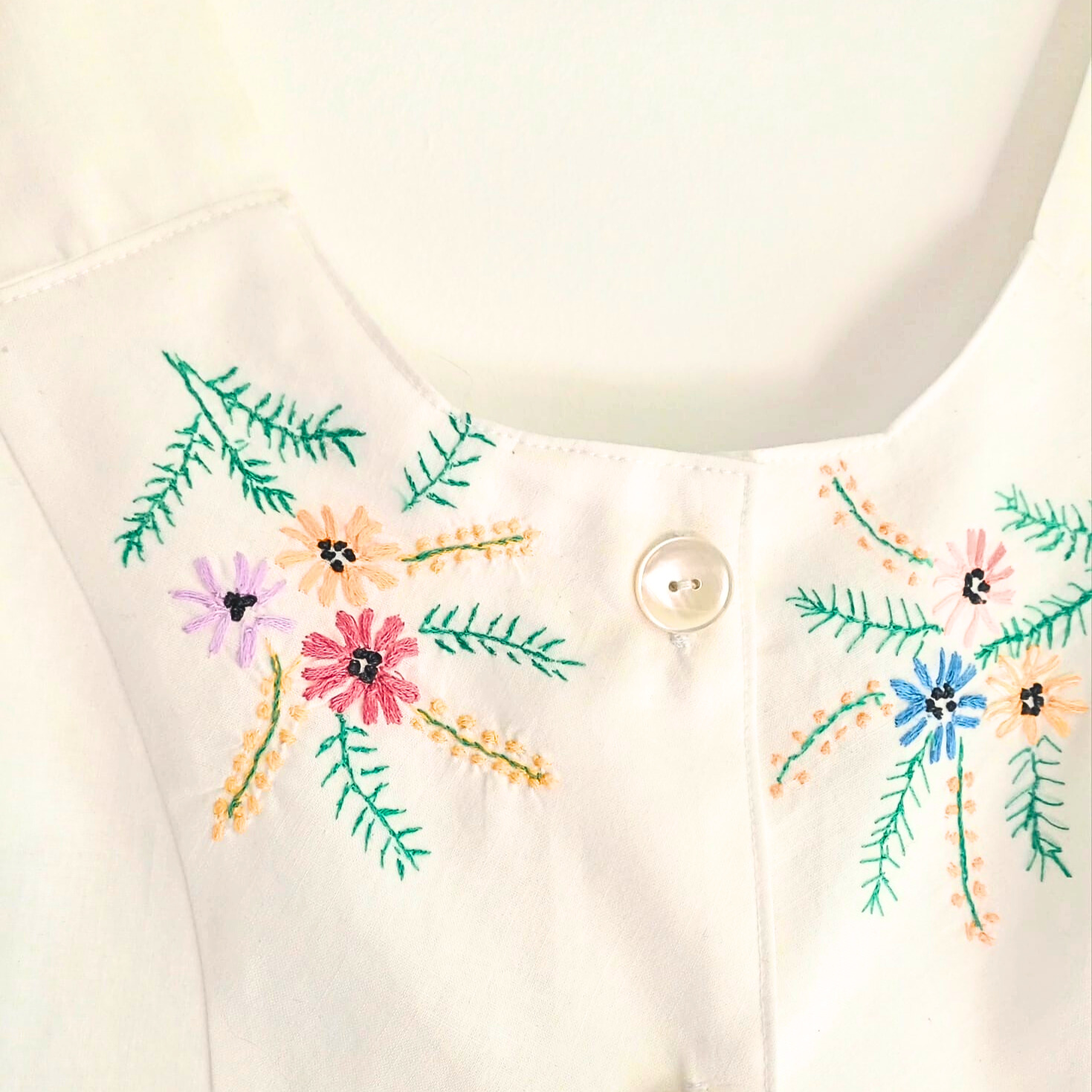 Séléction vintage chez Mirette and co boutique artisanat d'art Saint-Quentin-la-poterie Gard Upcycling