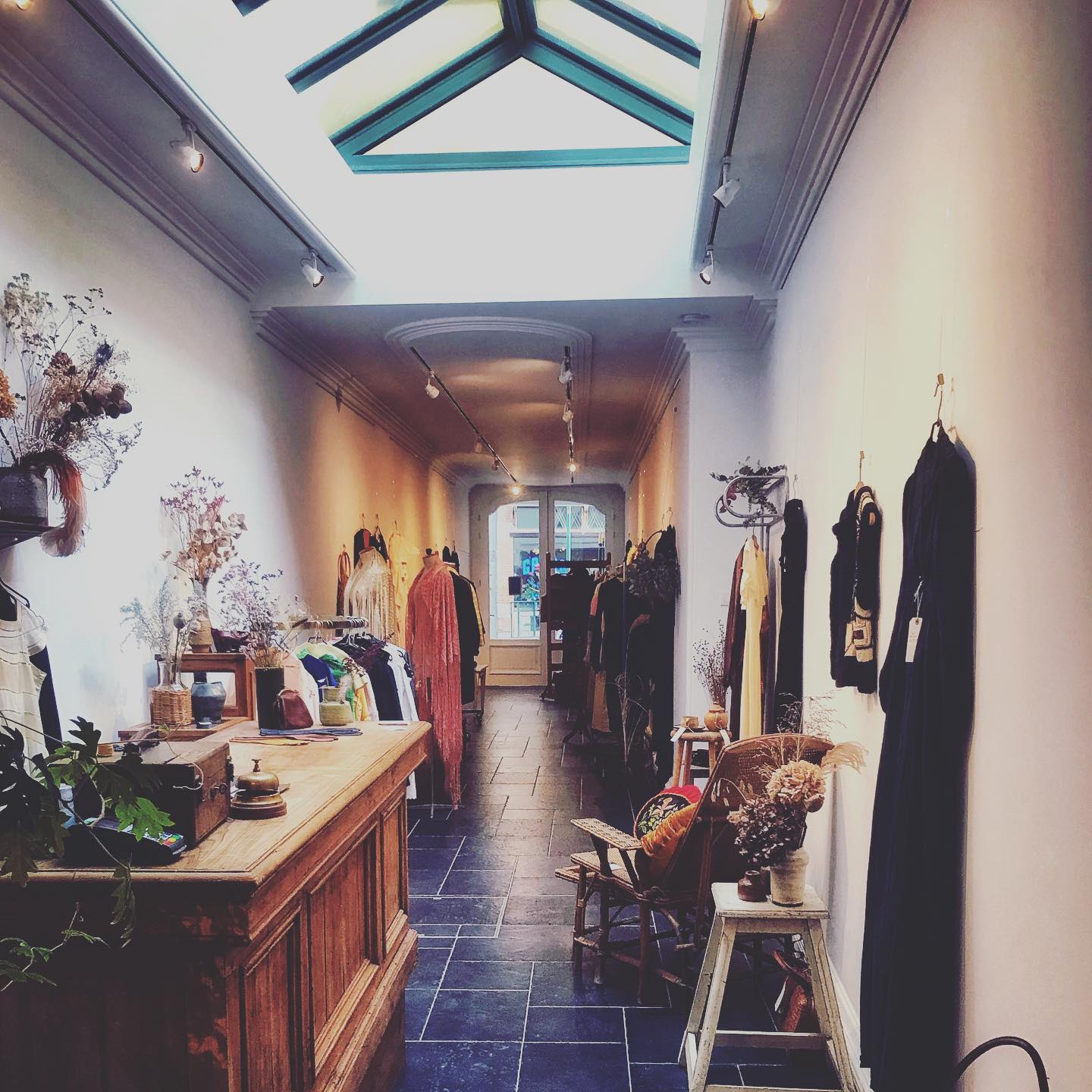 Mademoiselle l'Ancien boutique et atelier vintage Bruxelles